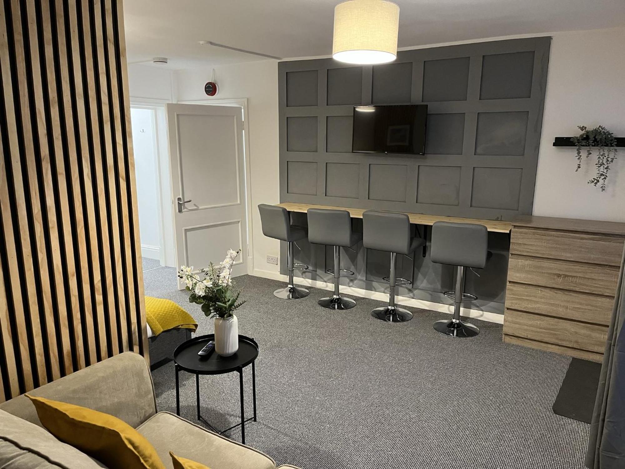 The Cozy Apartment Γκλόστερ Εξωτερικό φωτογραφία